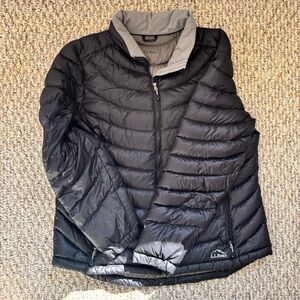 L.L. Bean 850 black and gray lightweight down jacket , XL